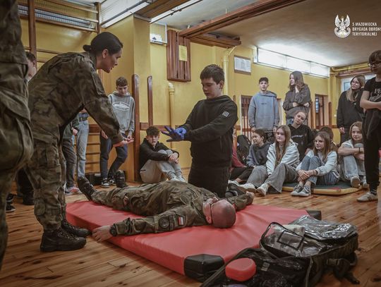 W szkołach w regionie pojawili się żołnierze