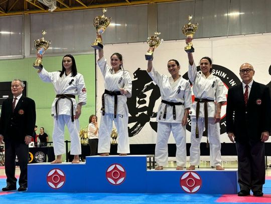 Weronika Krzywnicka z Ciechanowa wicemistrzynią Hiszpanii w karate kyokushin 