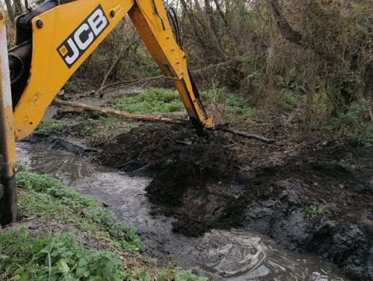 Wieloletni problem zalewania posesji w Gąsocinie rozwiązany