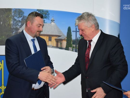 Wójt Marek Kiwit oskarżony o bezczynność