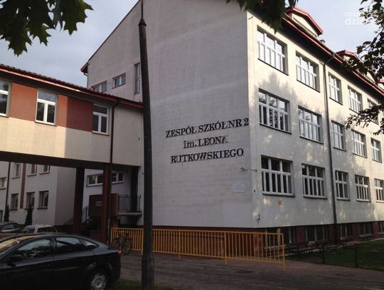 Wybuchowy początek roku szkolnego w płońskich szkołach