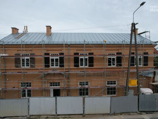 Wydłużenie terminu rewitalizacji budynku przy ul. Fabrycznej