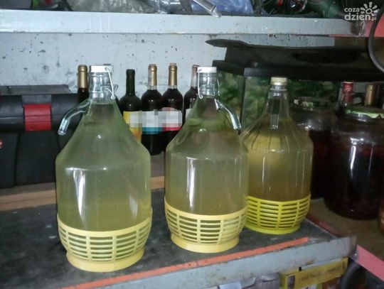 Wyprodukował 30 litrów nielegalnego alkoholu