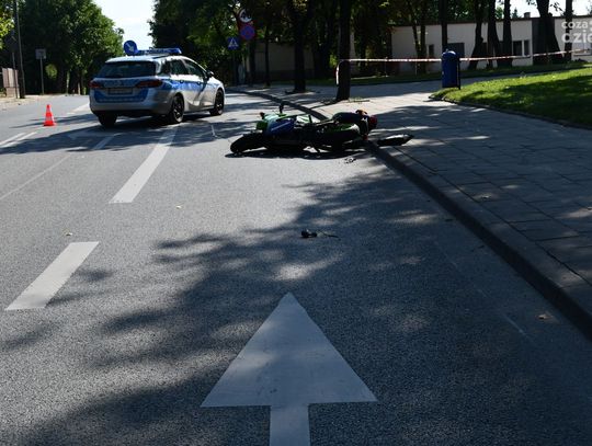 Wyprzedzał na łuku drogi. Motocyklista nie żyje