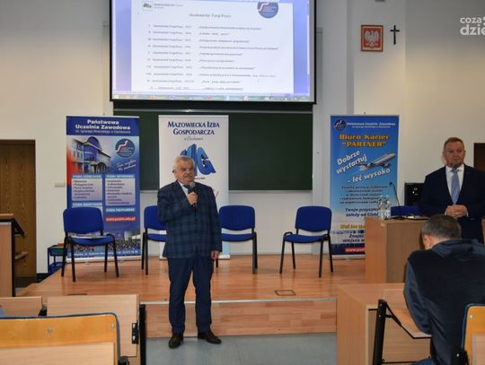 XI Akademickie Targi Pracy "Pokolenia XYZ - Komunikacja Międzypokoleniowa"