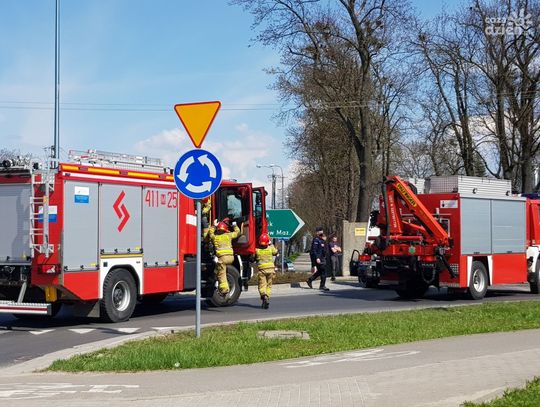 Z ostatniej chwili! Stłuczka na rondzie w Ciechanowie. Są utrudnienia