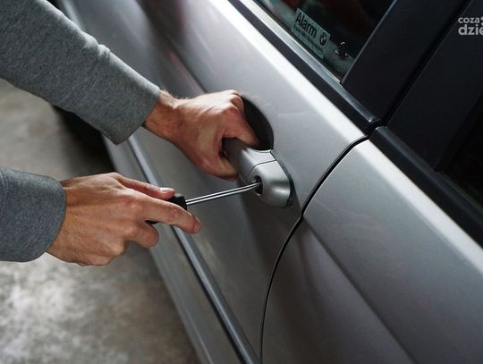 Zabezpiecz swoje auto przed kradzieżą 