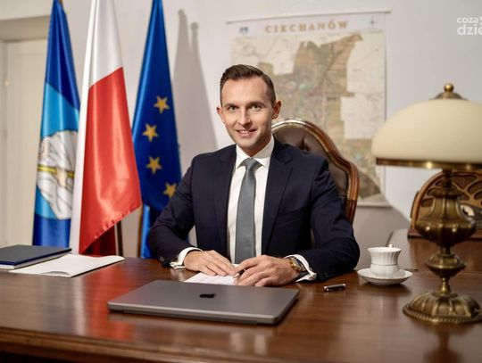 Zbilansowany budżet, żadnych kredytów, miliony na inwestycje. Prezydent Ciechanowa Krzysztof Kosiński z absolutorium