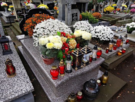 Zbliża się czas żniw dla złodziei. Uważaj co zostawiasz w samochodzie bo wybiją szybę Zbliża się czas żniw dla złodziei. Uważaj co zostawiasz w samochodzie bo wybiją szybę