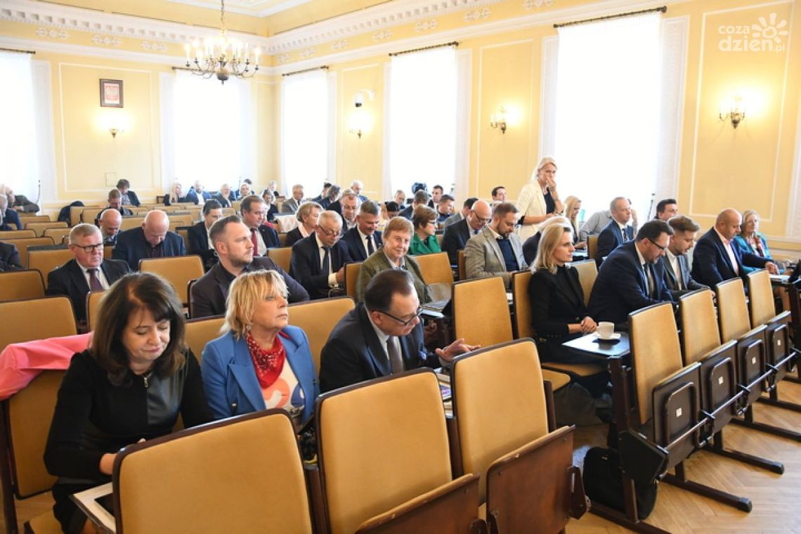 13 jednostek OSP z dodatkowym wsparciem sejmiku Mazowsza