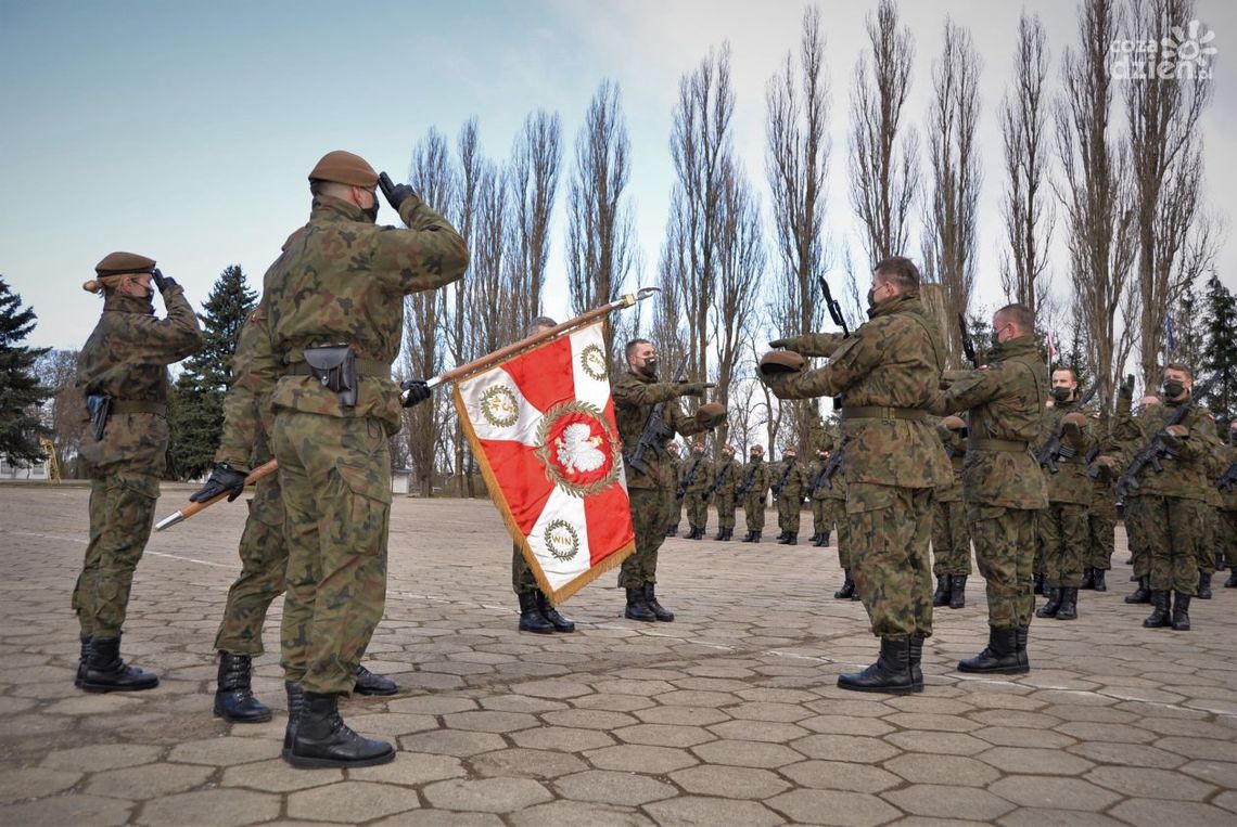5MBOT. Wczoraj zdali egzamin, jutro przysięga!