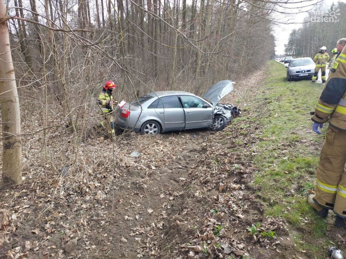 80-latek stracił prawko. Wymusił pierwszeństwo na trasie Ciechanów - Gołotczyzna