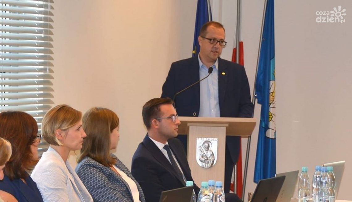 Adam Krzemiński: Każdy rodzic otrzyma ofertę opieki nad swoim dzieckiem Adam Krzemiński: Każdy rodzic otrzyma ofertę opieki nad swoim dzieckiem