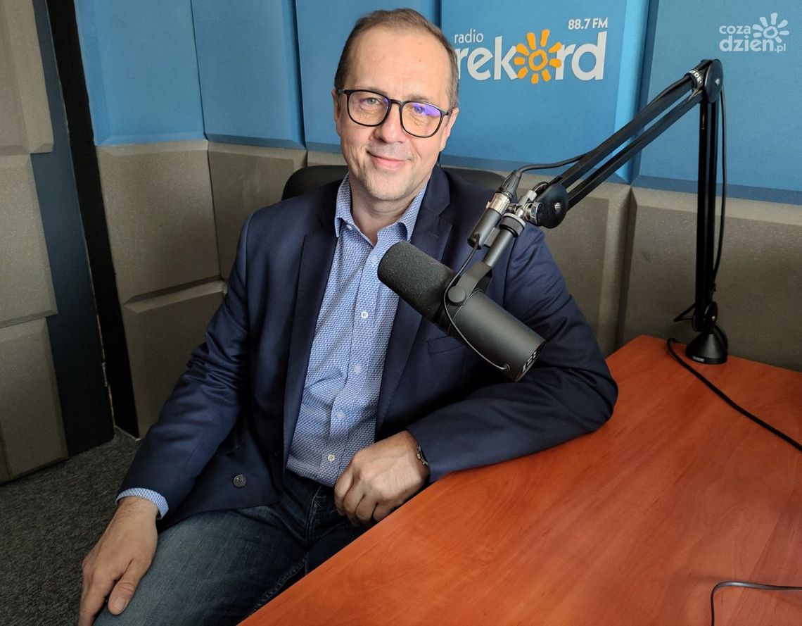 Adam Krzemiński: Tablica wróciła do nas ze Słupska
