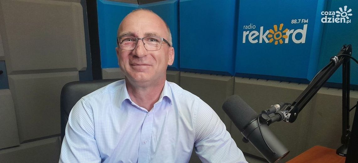 Adam Sobiecki: Coraz więcej mieszkańców nie płaci za odpady komunalne Adam Sobiecki: Coraz więcej mieszkańców nie płaci za odpady komunalne