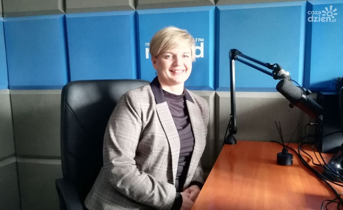 Alicja Wodzyńska: Warto czytać między wierszami
