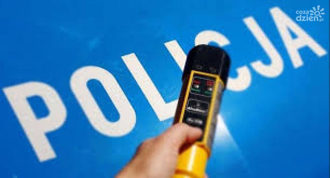 Alkohol i zakazy na drogach. Nieodpowiedzialnych kierowców poczynań ciąg dalszy Alkohol i zakazy na drogach. Nieodpowiedzialnych kierowców poczynań ciąg dalszy