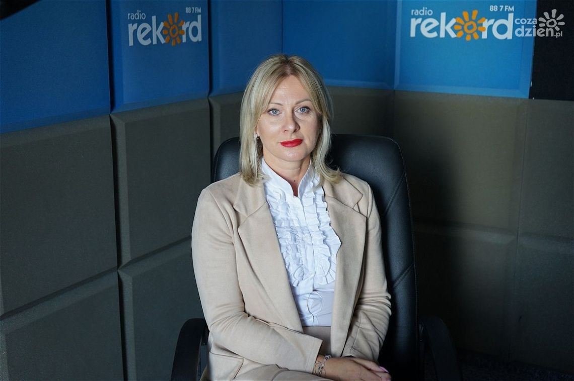 Aneta Szczepaniak: skrzywdzone dzieci potrzebują miłości i stawiania granic. To daje im poczucie bezpieczeństwa Aneta Szczepaniak: skrzywdzone dzieci potrzebują miłości i stawiania granic. To daje im poczucie bezpieczeństwa