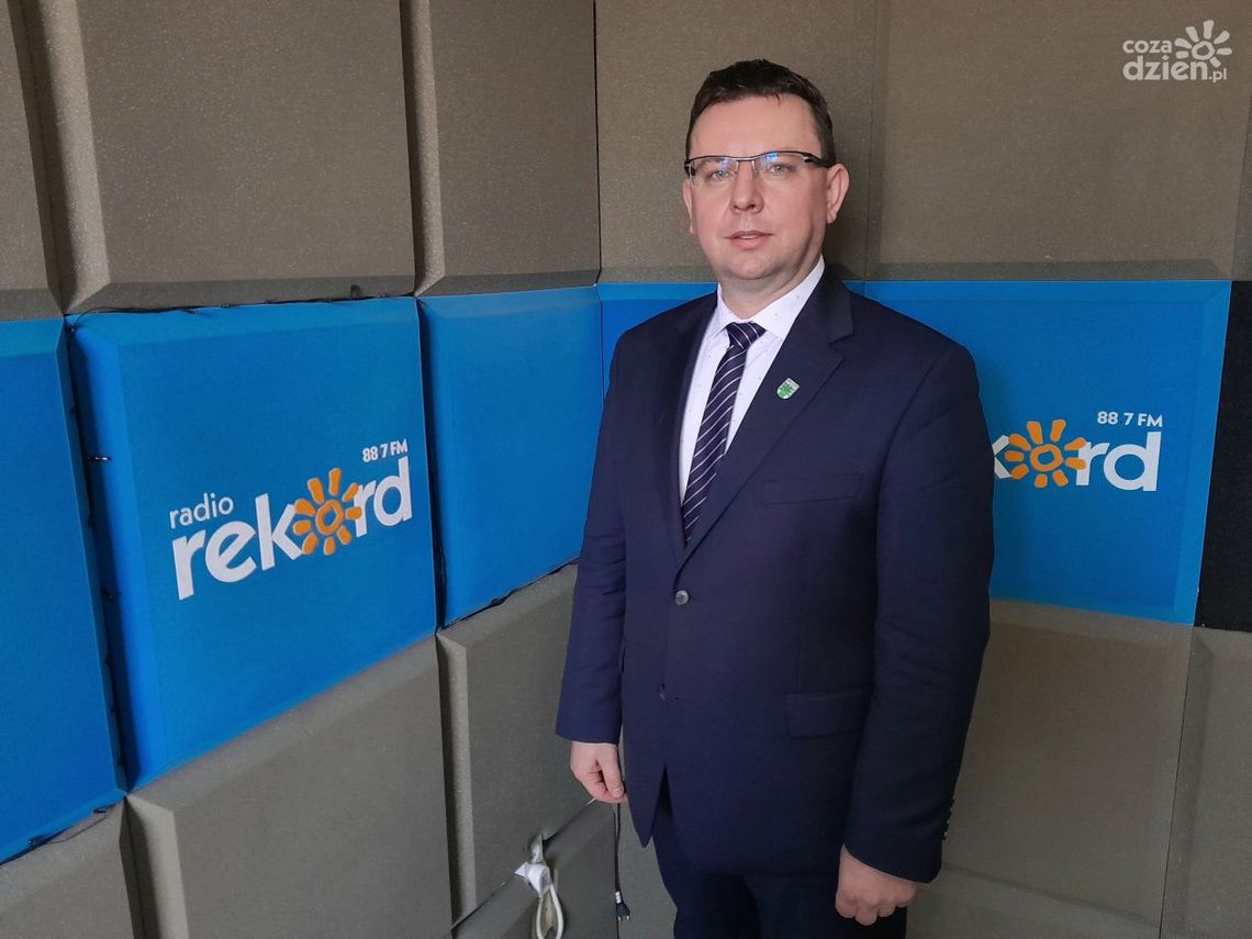 Artur Delura: Wiele spraw rozwiązuje od ręki 