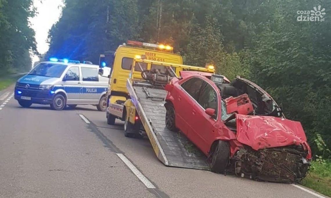 Bardonki. Nie żyje młody kierowca