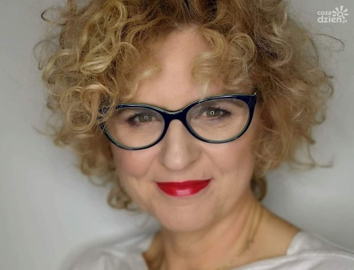 Beata Czyżykowska ("Miss") o modnej sylwestrowej fryzurze (i nie tylko)
