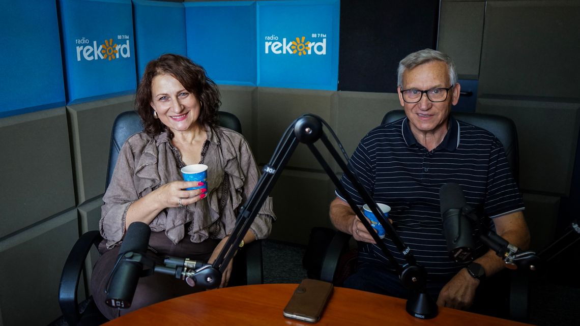 Dr n. med. Ewa Wiśniewska i dr n. med. Dariusz Drzewiecki w studiu Radia Rekord w Ciechanowie