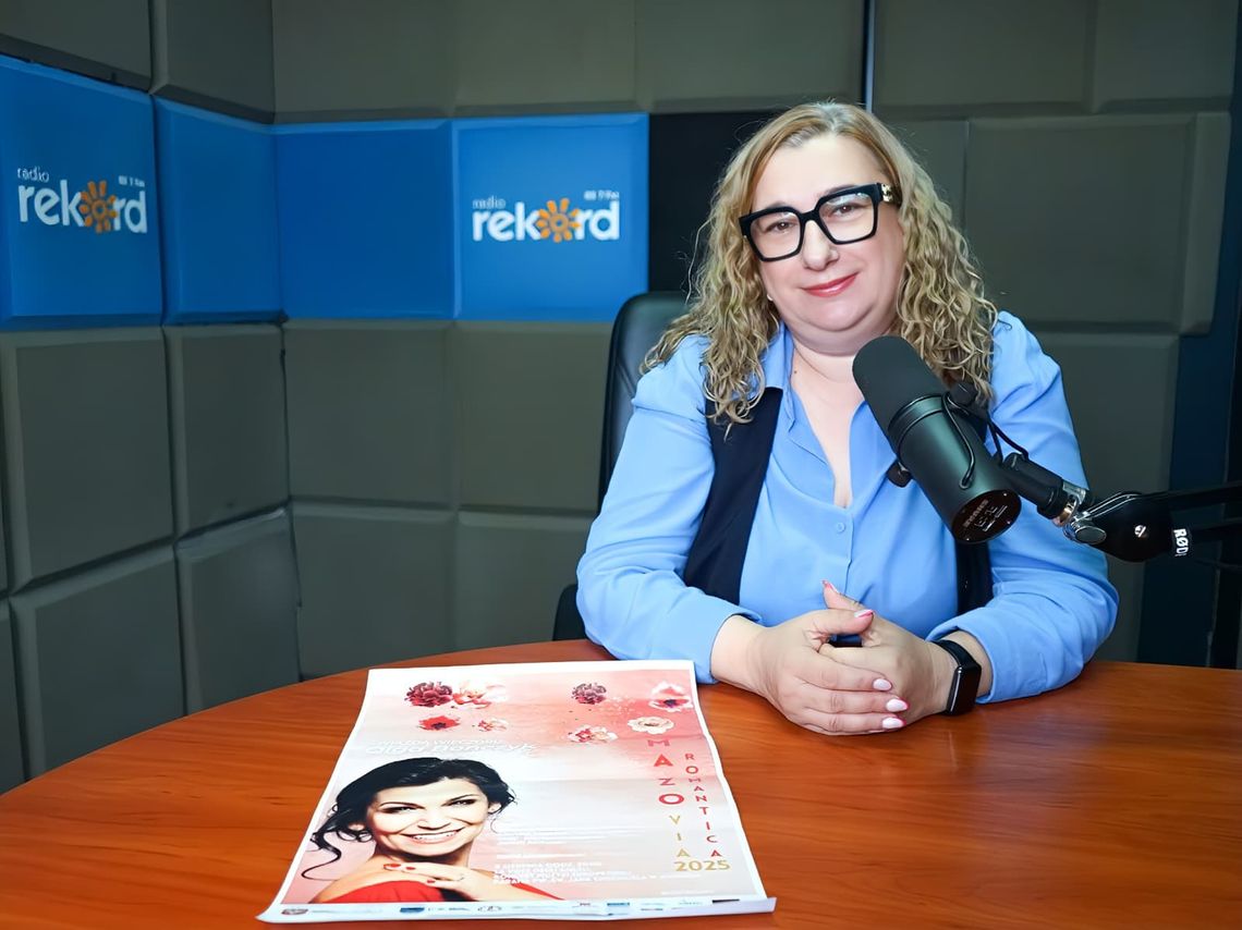Renata Żmijewska w studiu Radia Rekord