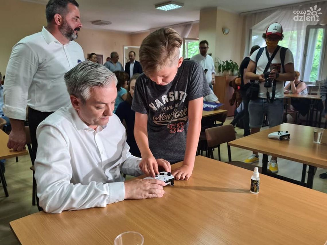 Biedroń: Sondaże pokazują, że Ciechanów głosuje na lewicę