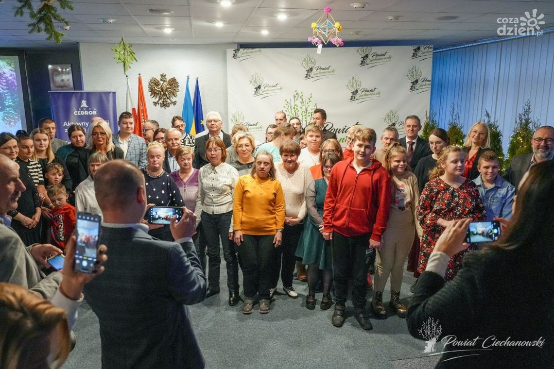 Bożonarodzeniowa sztuka w nowoczesnym wydaniu - sukces konkursu w Ciechanowie