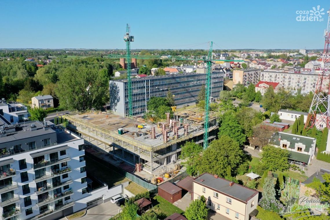 Budowa wstrzymana! Co dalej z Centrum Administracyjnym w Ciechanowie?