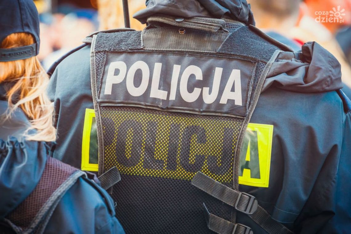 Był poszukiwany, sam zadzwonił na policję 