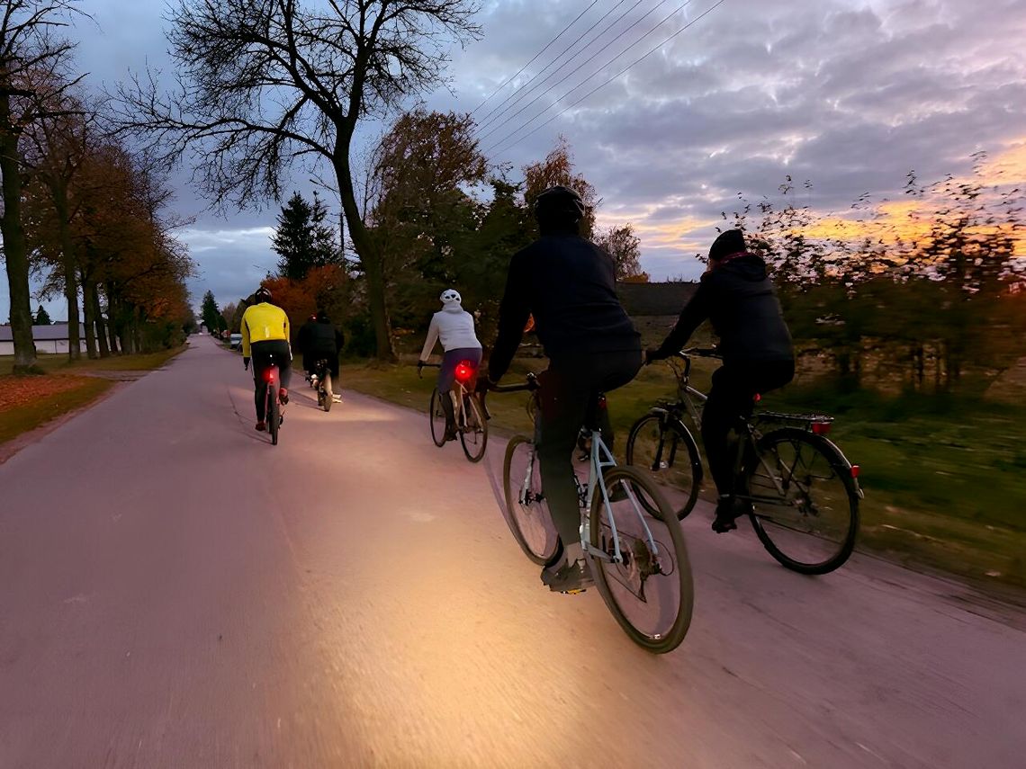 CIECH_RUNDKI – lokalna rowerowa inicjatywa Ciech_rundkowicze w trasie