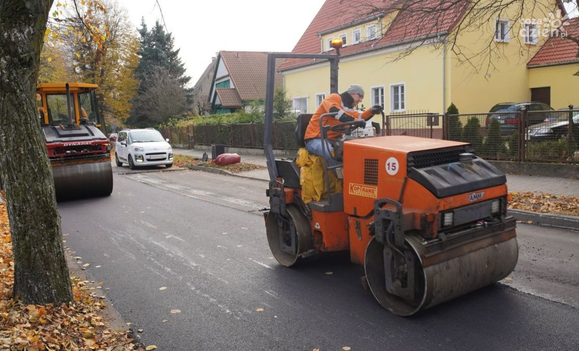 Ciechanów. Dwie ulice z nową nawierzchnią