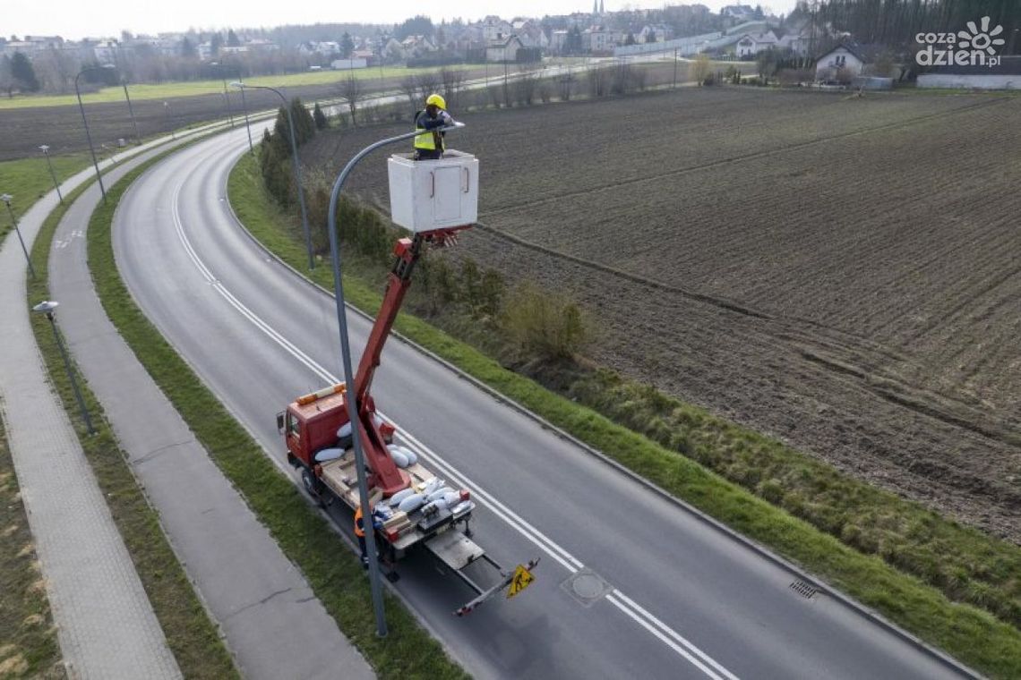 Ciechanów. Energooszczędne oświetlenie w kolejnych częściach miasta