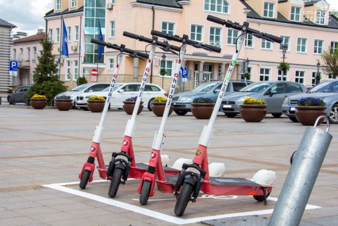 Ciechanów. Hulajnogi usuwane na koszt użytkowników? 