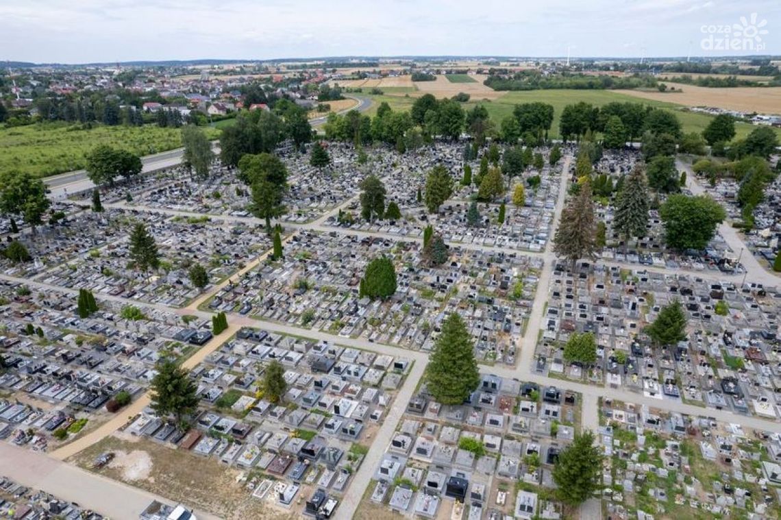 Ciechanów. Kwesta na renowację zabytkowych grobów