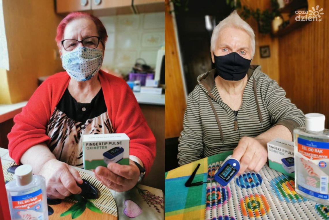 Ciechanów. Miasto przekazało pulsoksymetry dla seniorów