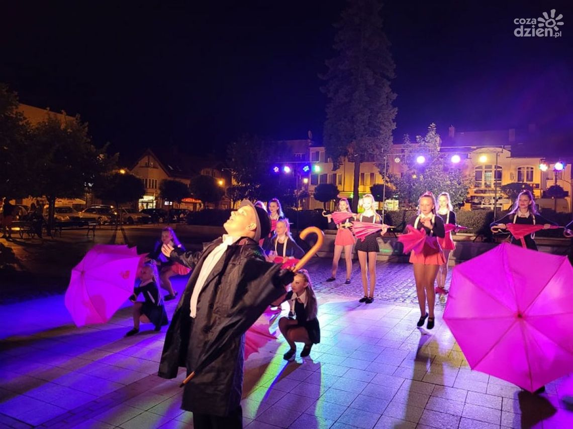 Ciechanów otworzył się na musical. Teledyski już się kręcą!