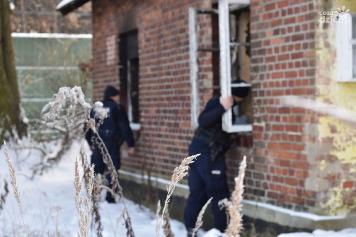 Ciechanów: Policja apeluje o zwracanie uwagi na osoby bezdomne w okresie zimowym