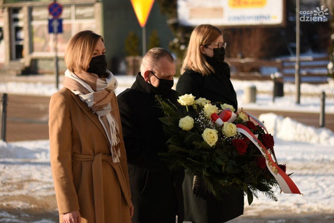 Ciechanów. Przedstawiciele miasta uczcili pamięć tragicznie zamordowanych