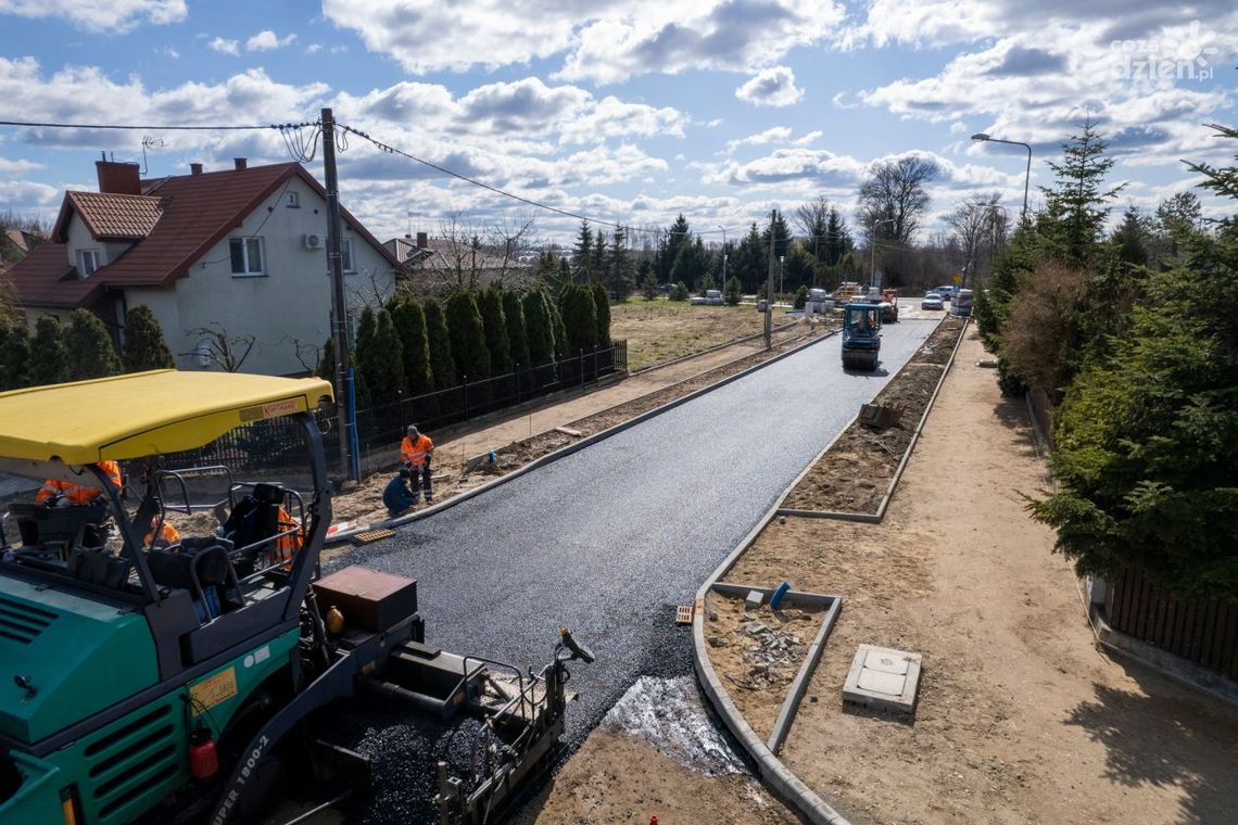 Ciechanów. Ruszyły wiosenne modernizacje dróg