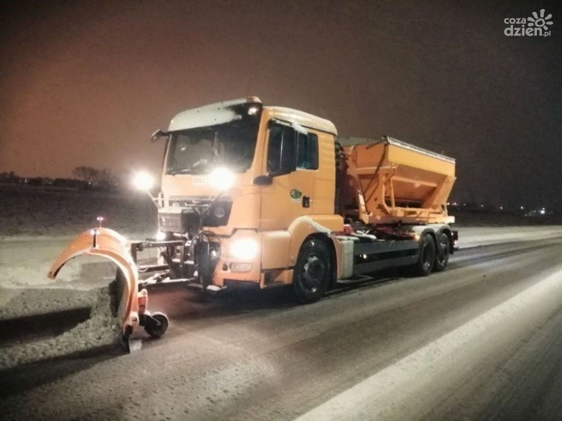 Ciechanów. Utrzymanie miejskich dróg w czasie zimy