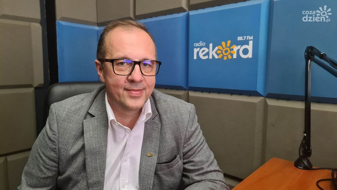 Co piszczy w miejskiej oświacie? Dyrektor CUW Adam Krzymiński w Radiu Rekord Mazowsze Co piszczy w miejskiej oświacie? Dyrektor CUW Adam Krzymiński w Radiu Rekord Mazowsze