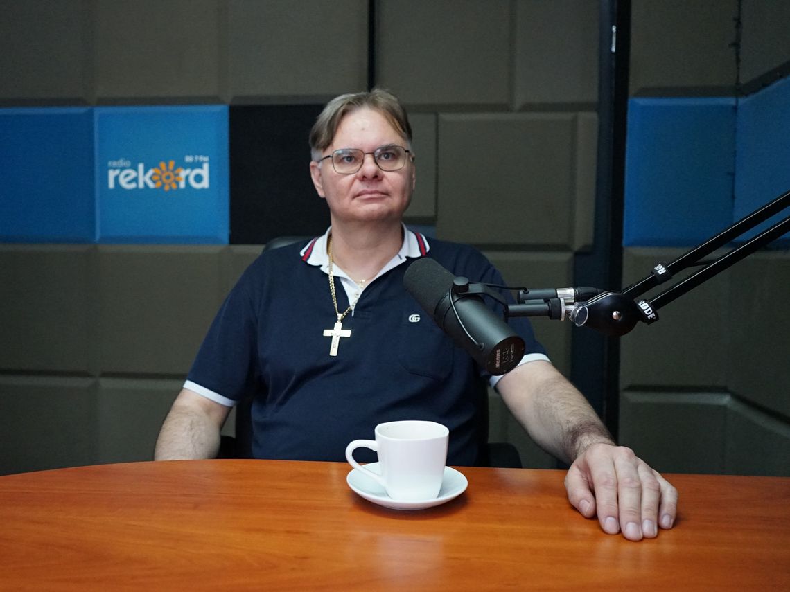 Dość mitów o „sztucznym biodrze”. Nowoczesna ortopedia przywraca pełną sprawność.