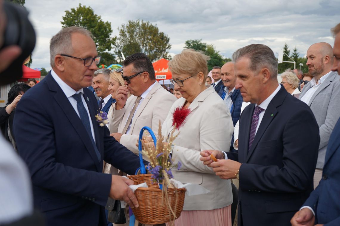 Dożynki Gminne 2025 w Rydzewie – święto plonów, tradycji i wspólnoty
