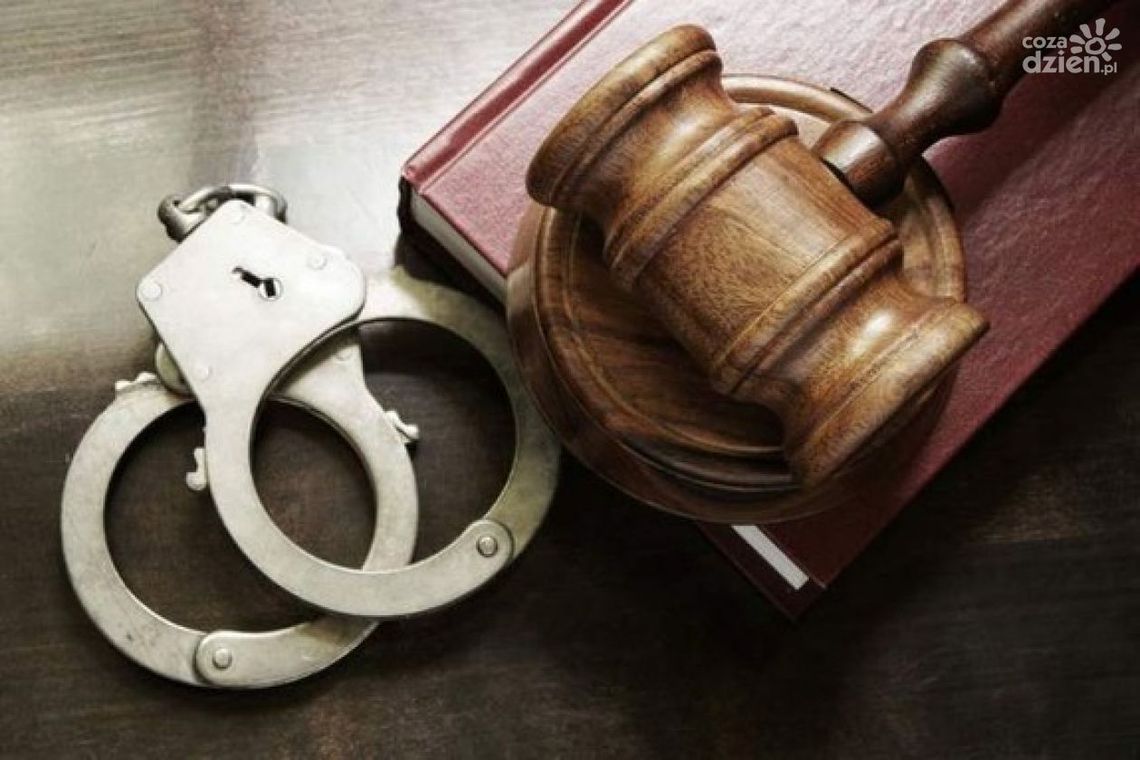 Dramatyczny koniec interwencji w Mławie. Policja i prokuratura wyjaśniają okoliczności