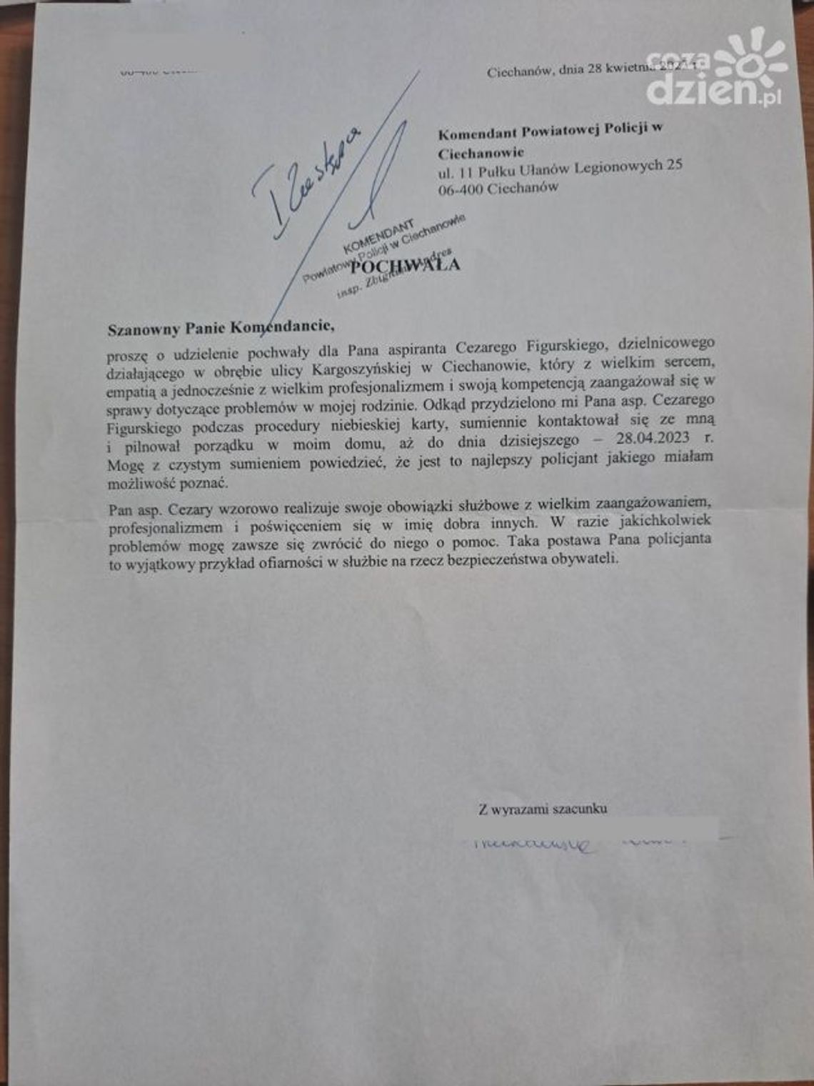 Dzielnicowy z Ciechanowa otrzymuje pochwałę za ofiarność i profesjonalizm 