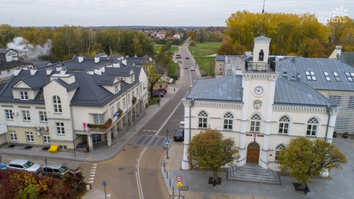 "Element kampanii wyborczej". Ciechanów odpowiada wojewodzie