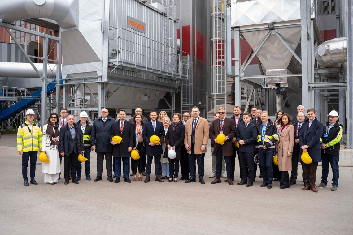 Energetyczna rewolucja w Ciechanowie. Miasto uniezależnia się od cen emisji CO2