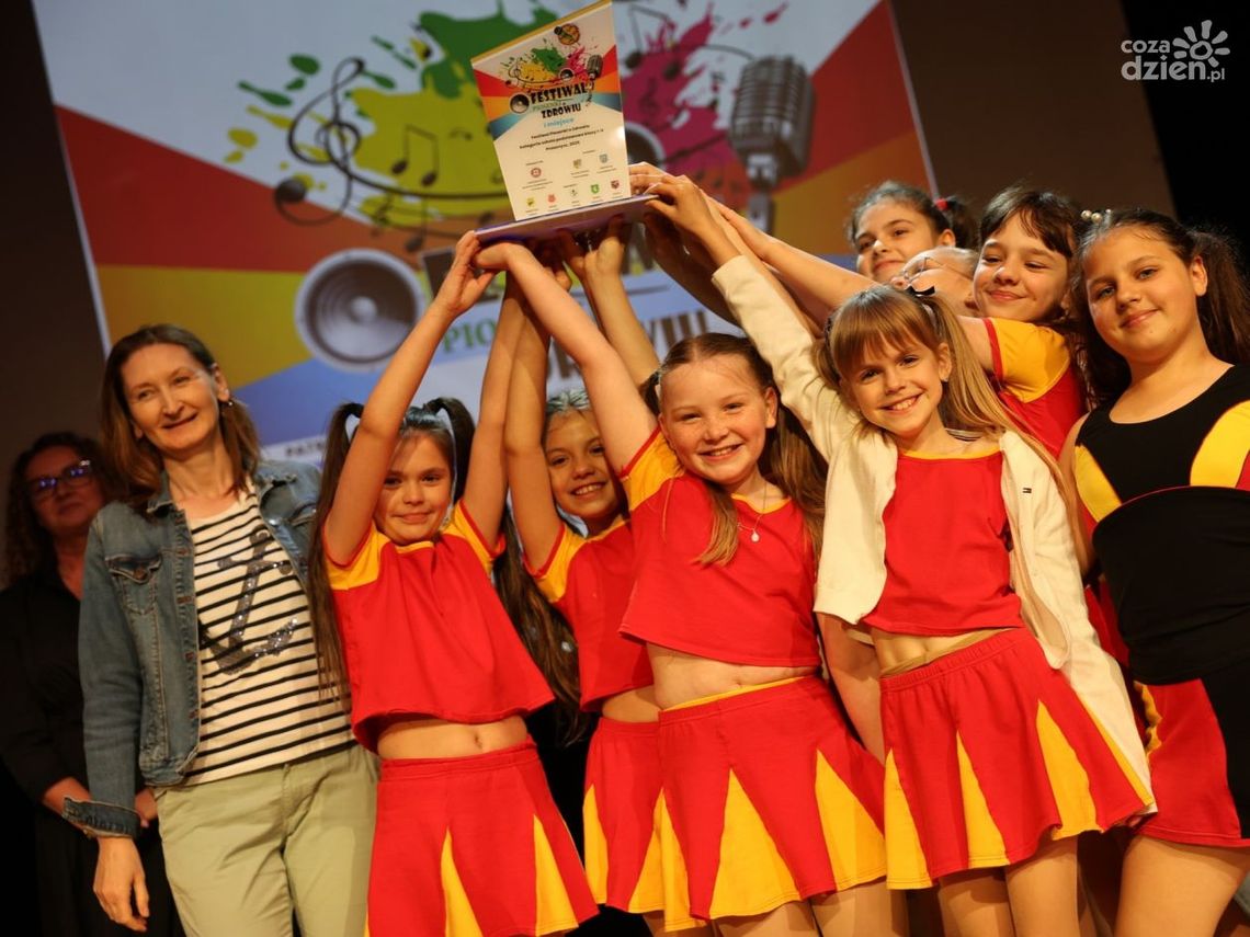 Festiwal Piosenki o Zdrowiu w Przasnyszu 2025: dzieci, seniorzy i taniec w służbie zdrowia